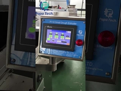 dây chuyền sản xuất quả bóng ngày